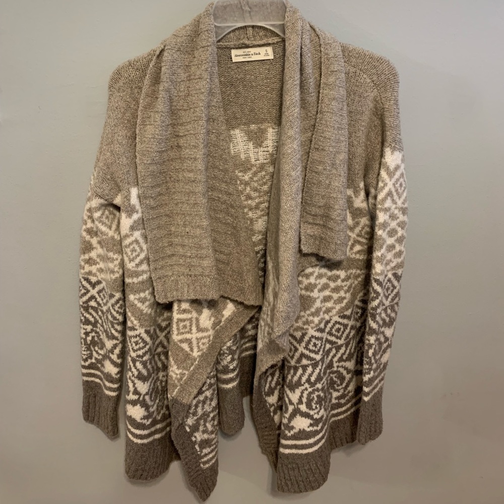Abercrombie & Fitch cardigan